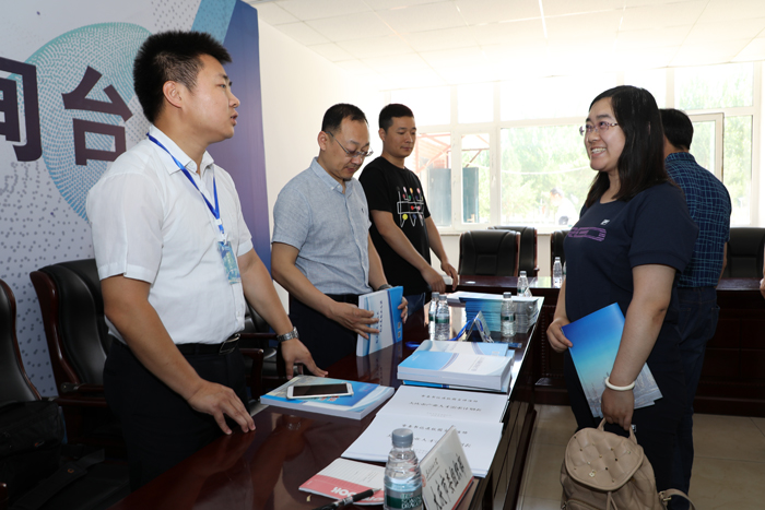 市委書(shū)記韓立華蒞臨我校，為師生解讀社會(huì)經(jīng)濟(jì)咨詢(xún)服務(wù)新趨勢(shì)